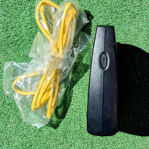 NO Power Cable Motorola SB5120 Surfboard Internet Cable Modem Tested Works EUC - Picture 2 of 4